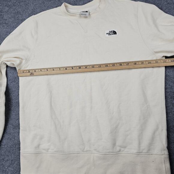 The North Face Sweatshirt Womens Large Cream Crewneck Neutral Outdoor Layering - Picture 4 of 6
